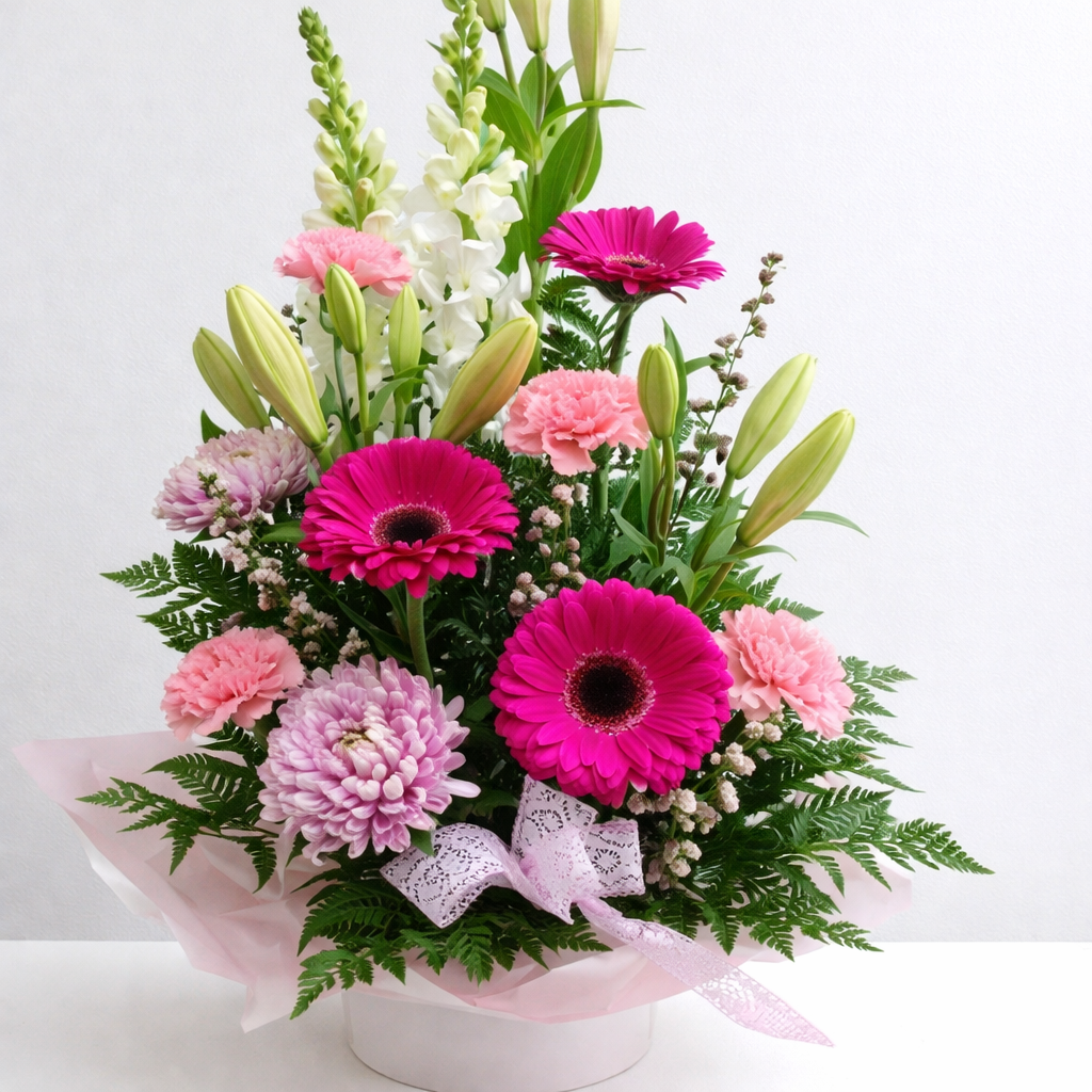 A Large Pink Mixed Hat Box