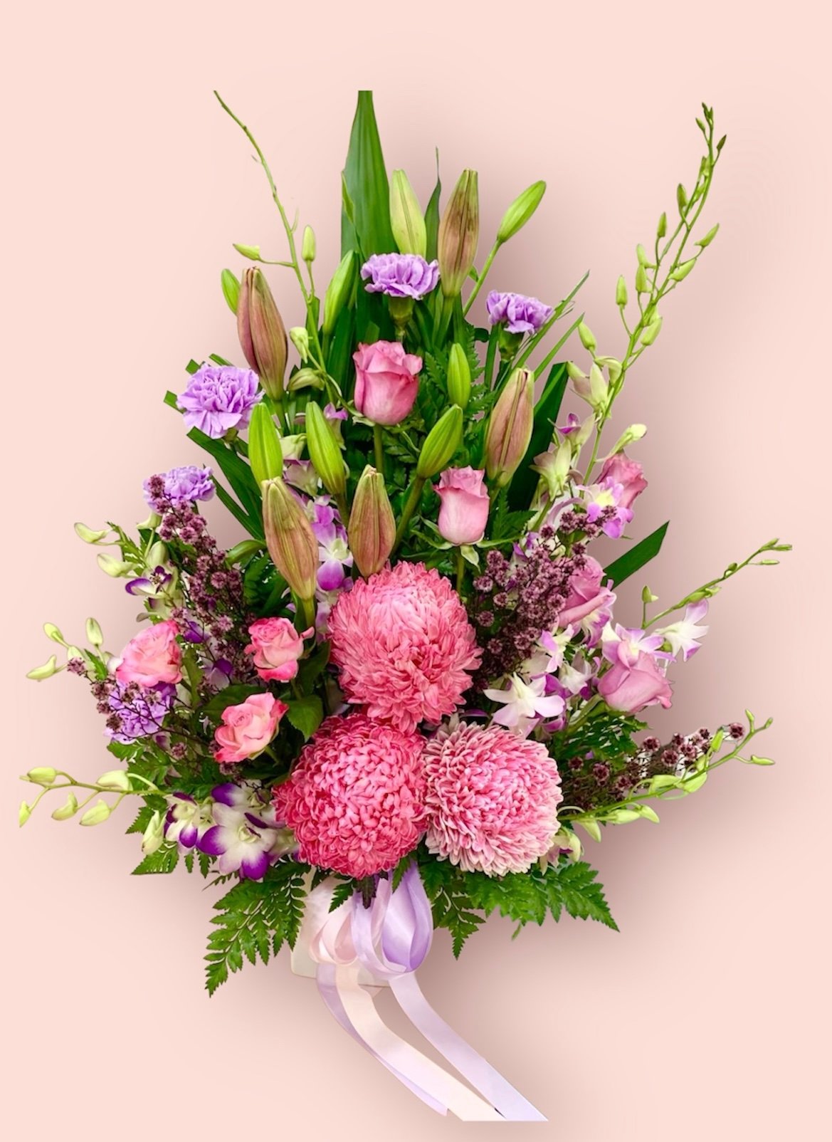 Premium Pink Arrangement with Premium Vase